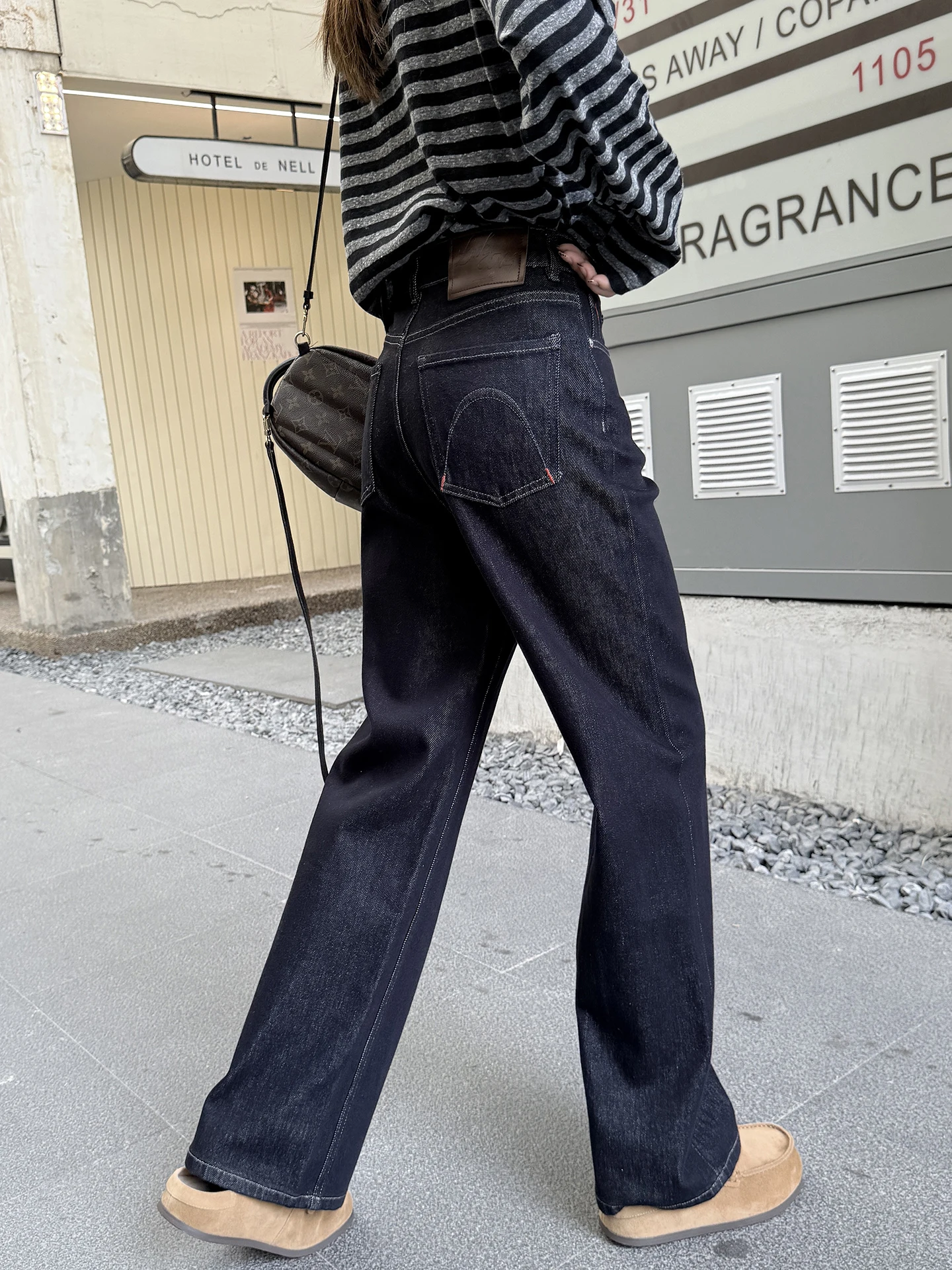 

Джинсы женские прямые на флисе, зауженные к низу, осенне-зимние, новые, свободные, широкие штанины, с высокой талией, из хлопкового денима