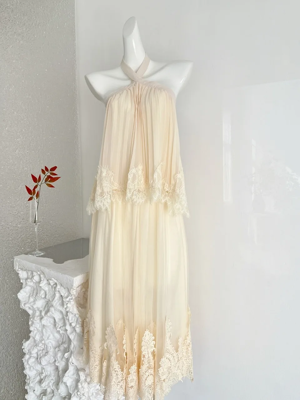 

Retro Fashion Long Dress Set Women Sexy Lace Loose Body Concealing Neck Hanging Top Mesh Half Skirt Set Summer Season