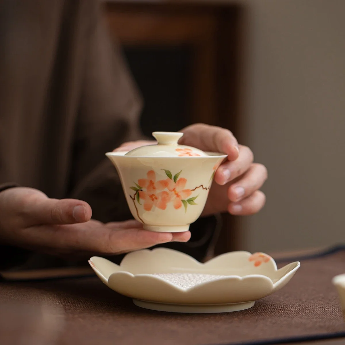100ML Underglaze Color Pure Hand-painted Ercai Cover Bowl Women's Household Ceramic Small Tea Bowl Kung Fu Tea Maker Ornaments