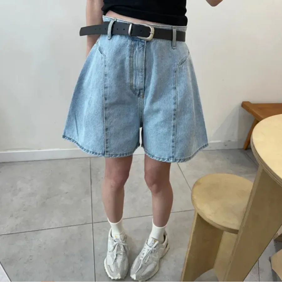 

Summer 2026 Fashionable High Waist Wide Leg Denim Shorts Women's Side Pleated Casual Cotton Blend Zipper Fly Water Washed