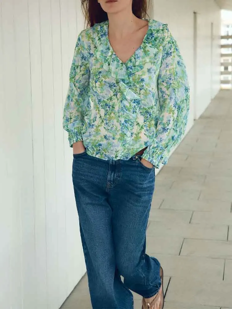 

European style new women's fashion temperament versatile flower print V-neck layered decorative long-sleeved shirt