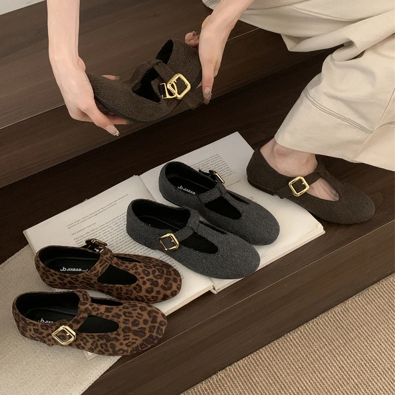 

SUOJIALUN 2025 Autumn New Brand Women Flat Shoes Round Toe Casual Dress Single Shoes Soft Flat Heel Shallow Slip On Mary Jane Sh
