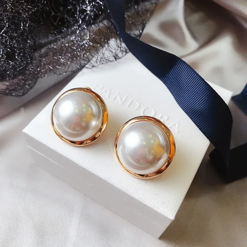 20mm Hyperbole Gold Color Round Imitation Pearl Stud Earring for Women Temperament Wedding Jewelry Christmas Day Girl Gift