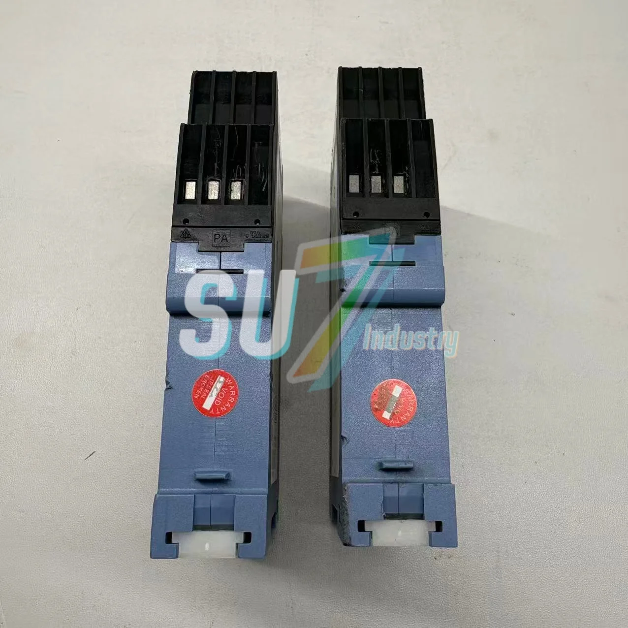 Relé de segurança P41000D1 usado