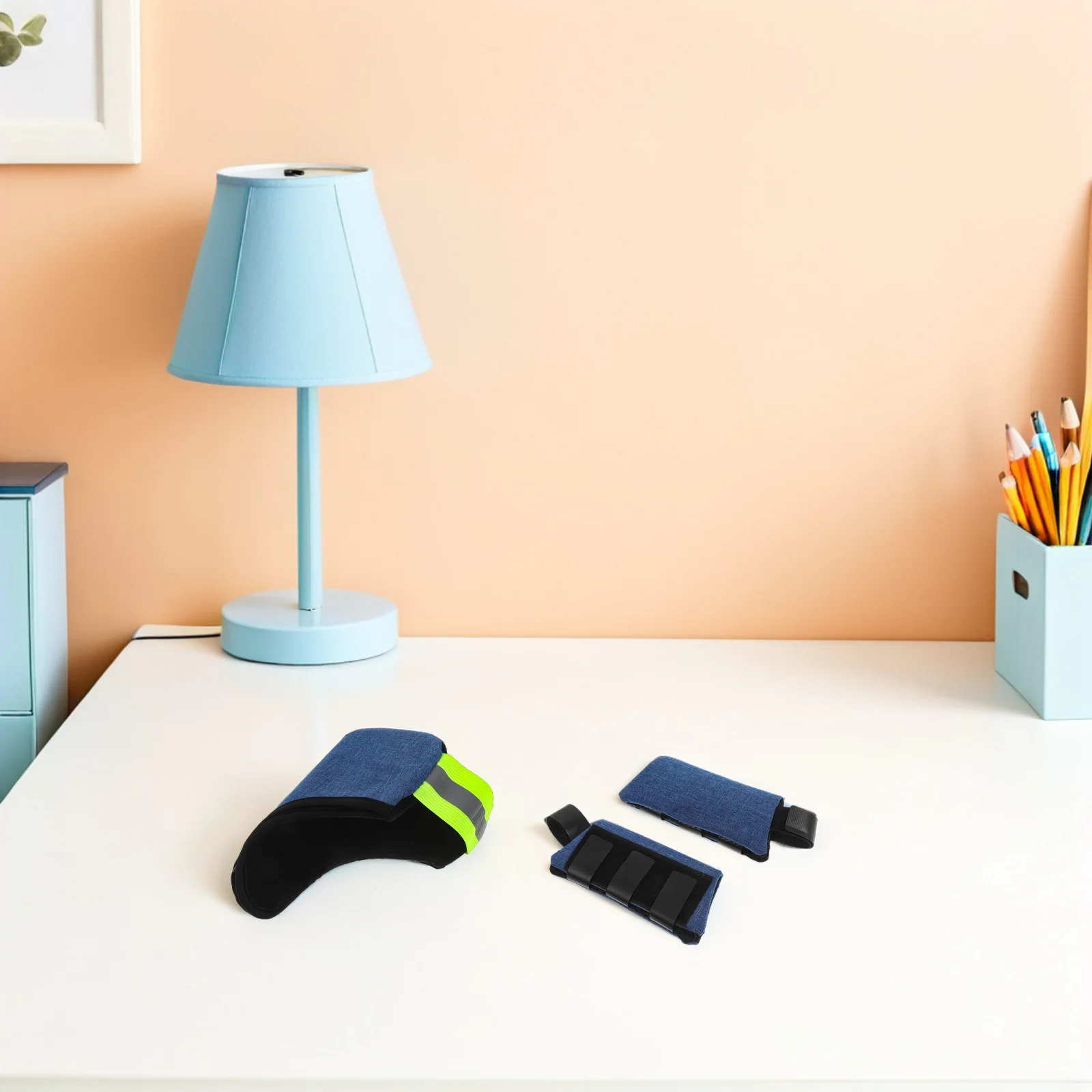 

2 set Crutch Handle Covers Washable Padded Forearm Crutches Replacement Pads Soft Inner Lining Anti-Slip Texture Open Cuff