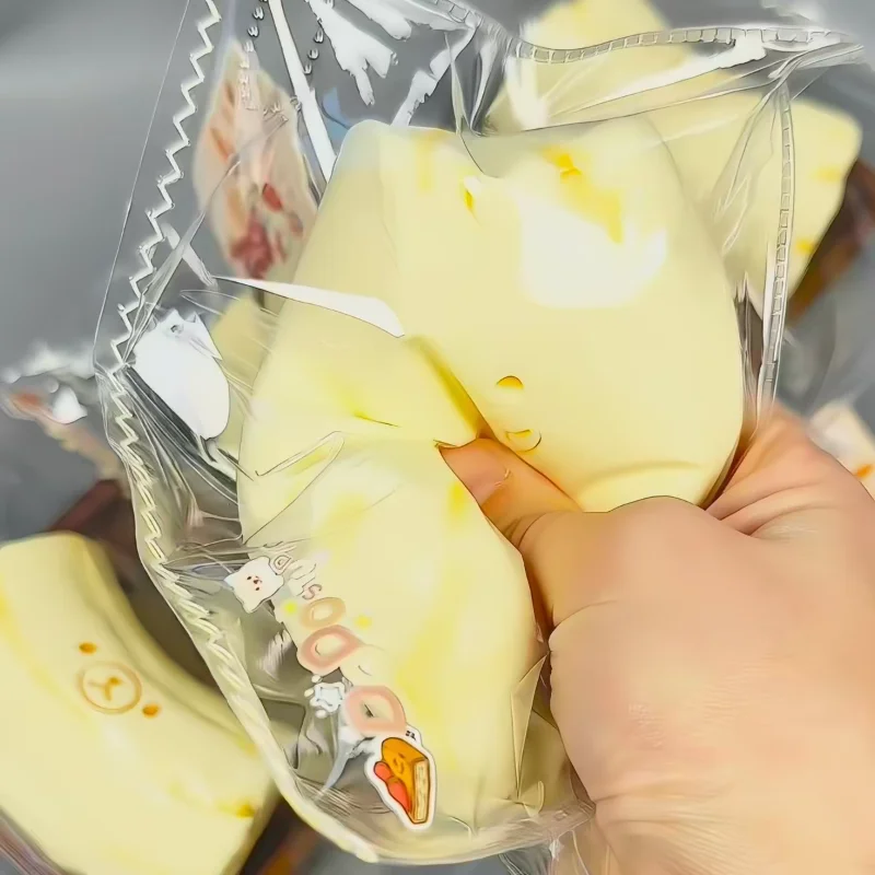 

1pc Handmade Squishy Easy Bear Banana Pinch Dsektop Decor Fidget Toys Squeeze Toy Anti-stress Sensory Toy Pinch For Kids Adults