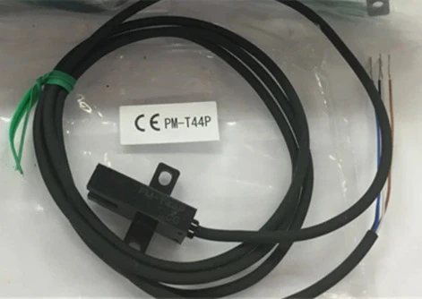 Brand New 1PCS PM-T44P U Type Small Slot Photoelectric Switch Expedited Shipping