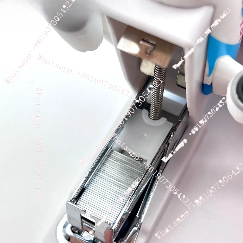 Small plane stapler dream wing boeing 787 stationery aviation merchandise gift ornament