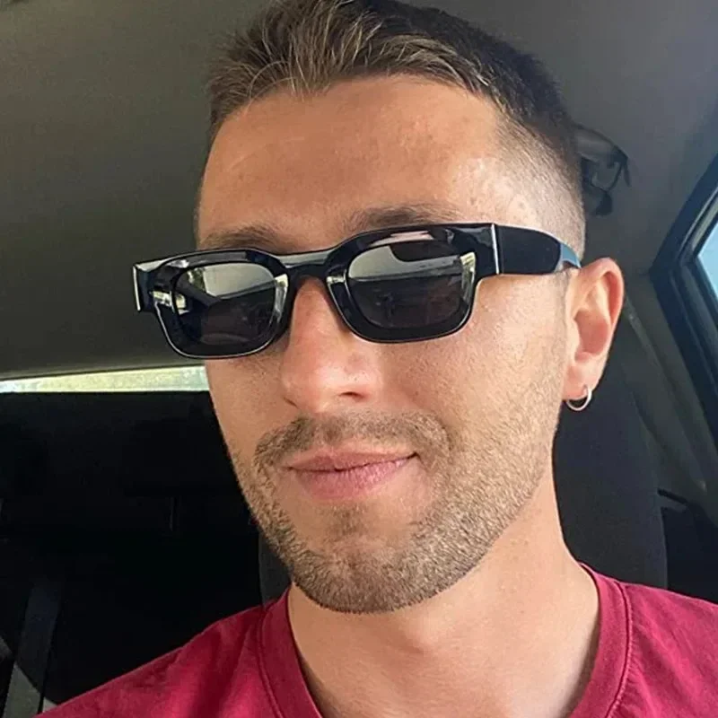 Fashion Small Square Personalized Sunglasses Women Round Retro Punk Glasses Men's Trending Eyeglasses UV400 Oculos De Sol