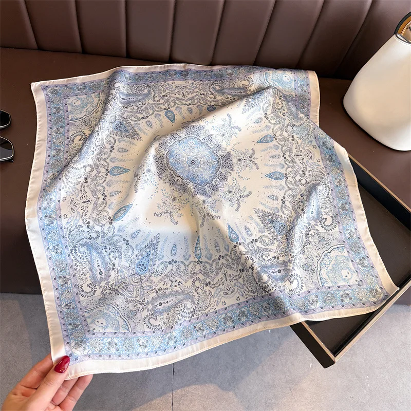 Luxuriöser bedruckter Satin-Seidenschal für Damen – Schal, Hijab, Halstuch, Haarband, Kopftuch, modisches Wickeltuch, Bandana – Neu 2026 – Detail 6