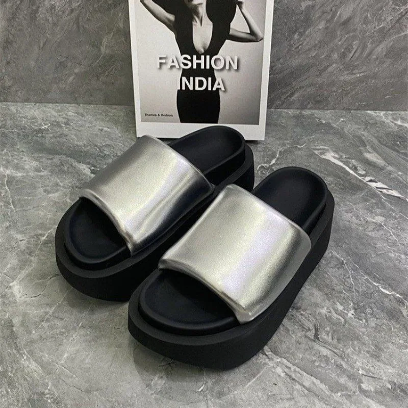 

Thick-soled Height-increasing Slippers for Women's Vacation, Cool Slippers, Open-toe Beach Shoes, and Sponge Shoes in 2025