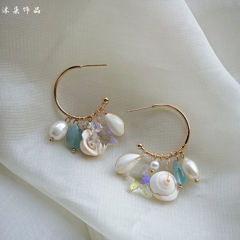 Summer Beach Style Natural Pearl Shell Ocean Starfish Small Conch Charms Summer Handmade Hoop Earrings C-shaped Niche Earrings
