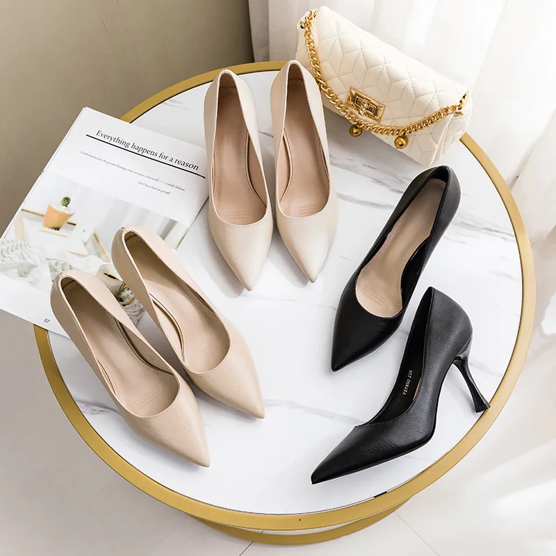 

Комфортная модель. Новые весенние туфли, женские простые однотонные рабочие туфли с легким носком, женственная подошва из овчины