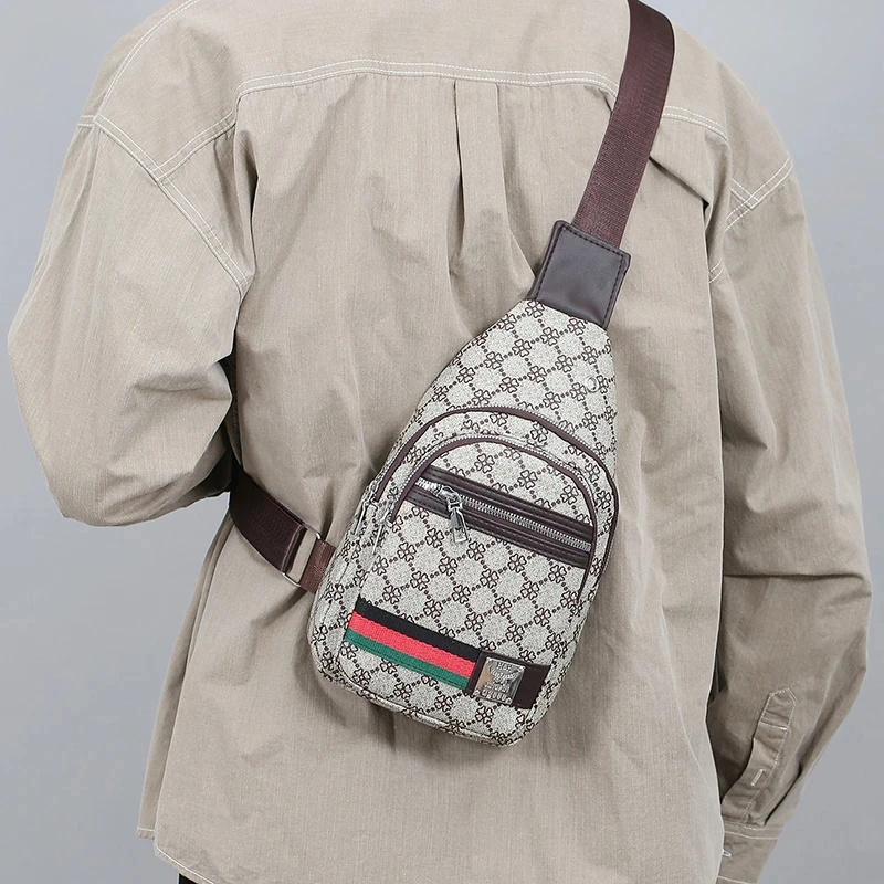 Multifunktionale Anglertasche für Herren, Schulter- und Brusttasche, Seitliche Crossbody-Freizeittasche mit Kopfhöreranschluss – Detail 2
