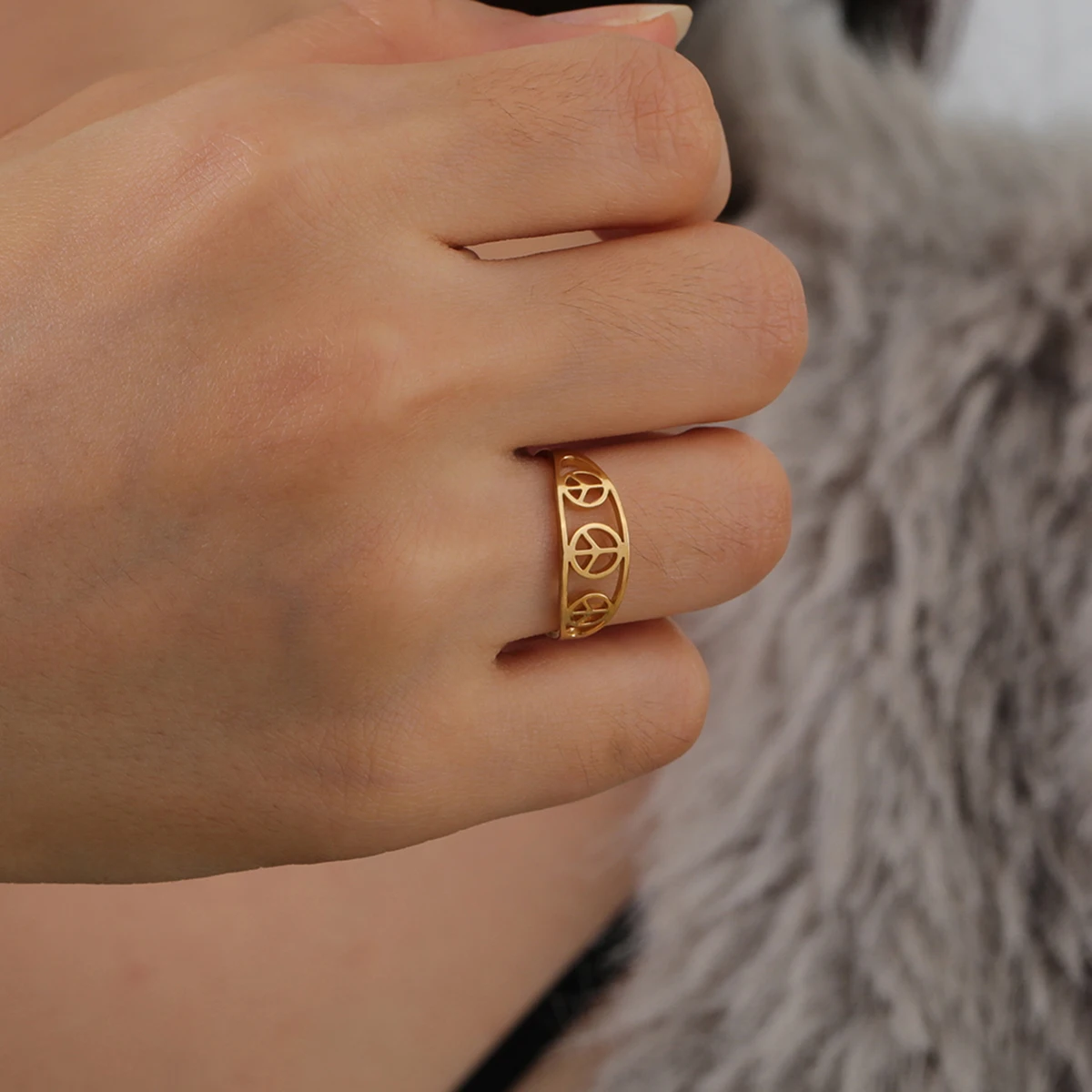 LIKGREAT Skull and Bones Peace Sign Ring Stainless Steel Round Engagemen Wedding Ring for Women Mujer Bague Femme Jewelry Gift