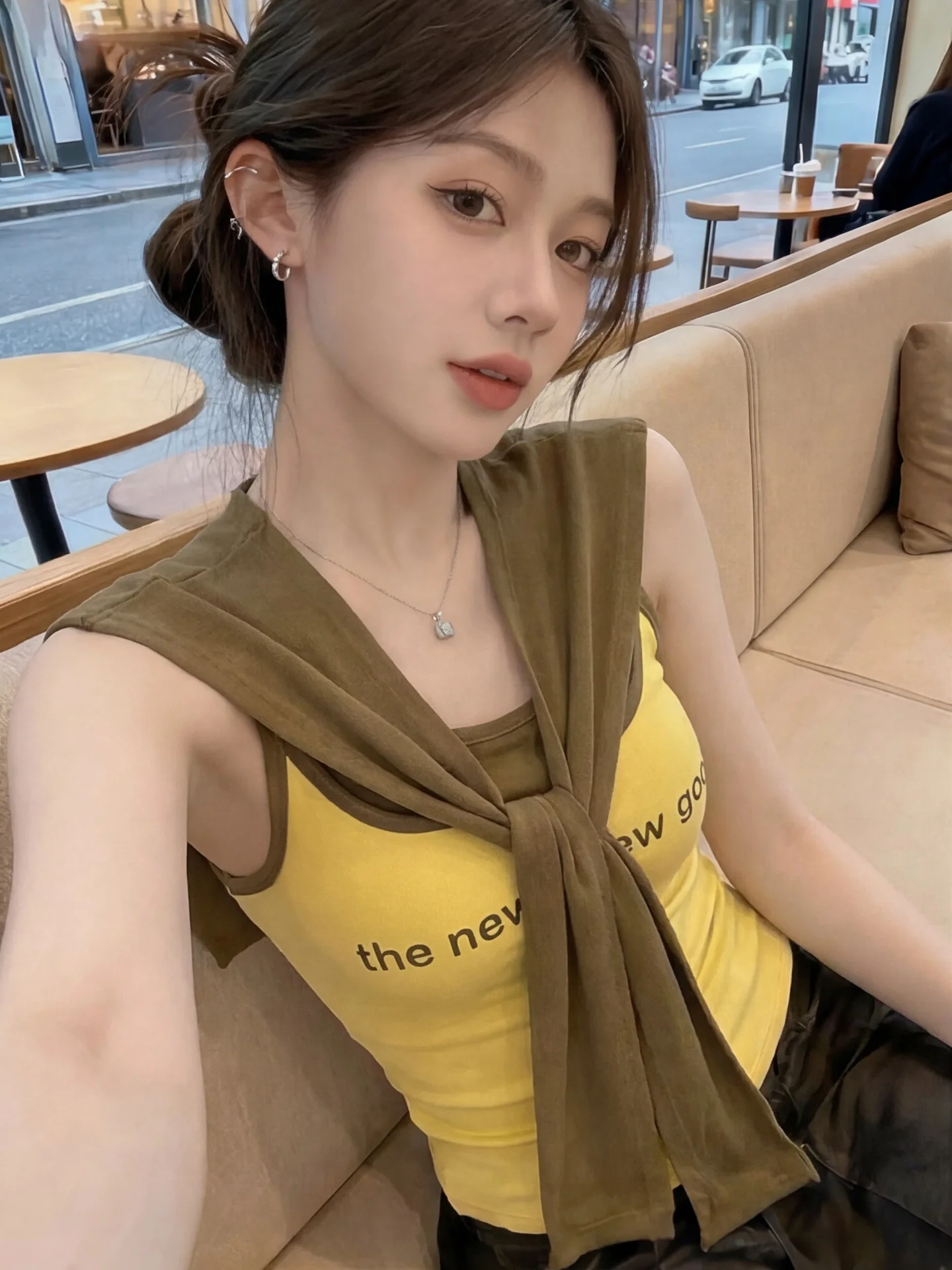 Korean Style Color Block Thin Women's T-Shirt Summer Casual Breathable Short Sleeve Square Collar Top And Shoulder Wrap Set