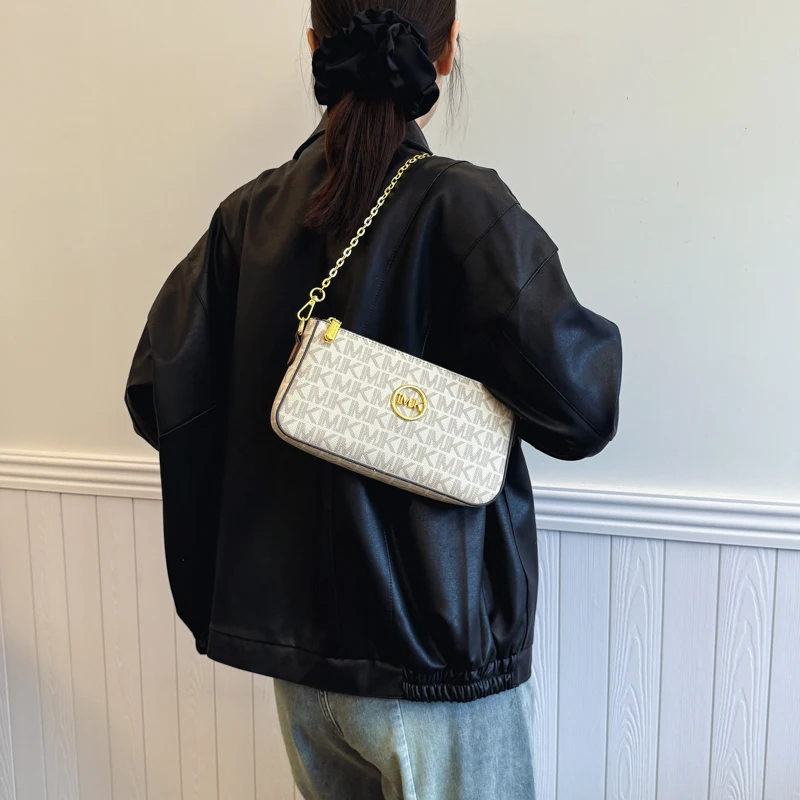 

Elegant Shoulder Bag Handbag In Genuine Leather For Ladies By Luxury Brand Popular Classic Designer Women Fashion