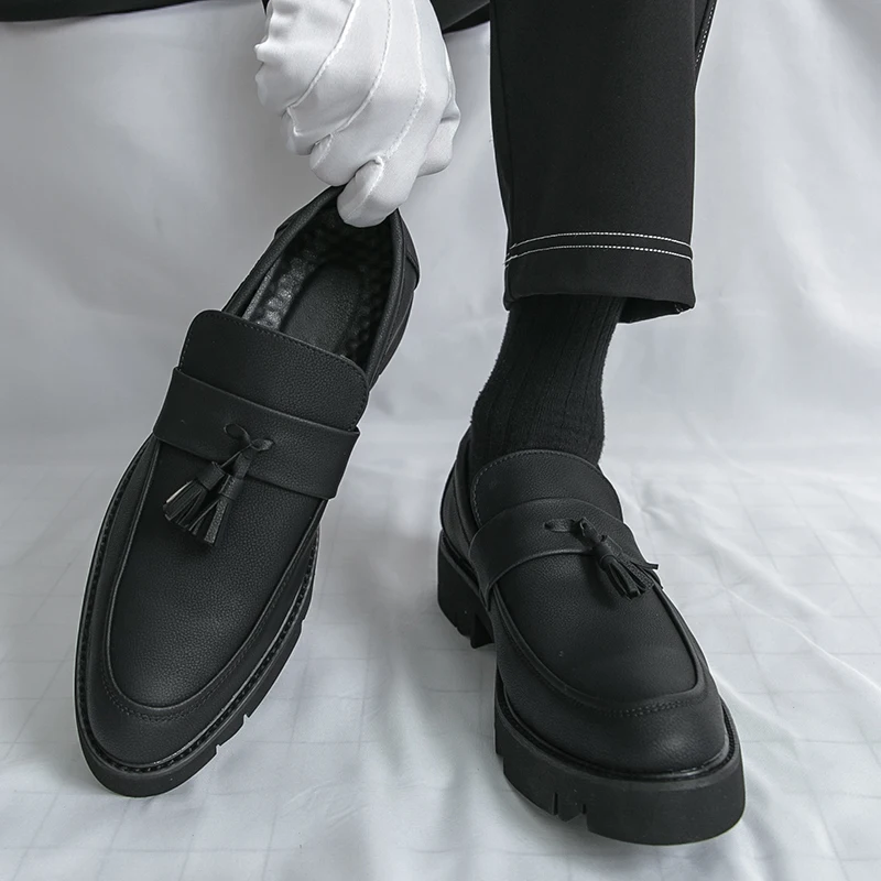 

Men's Black loafers Luxury minimalist British style Office or casual party 38-46 Outdoor Trendy Daily Thick soled plus size