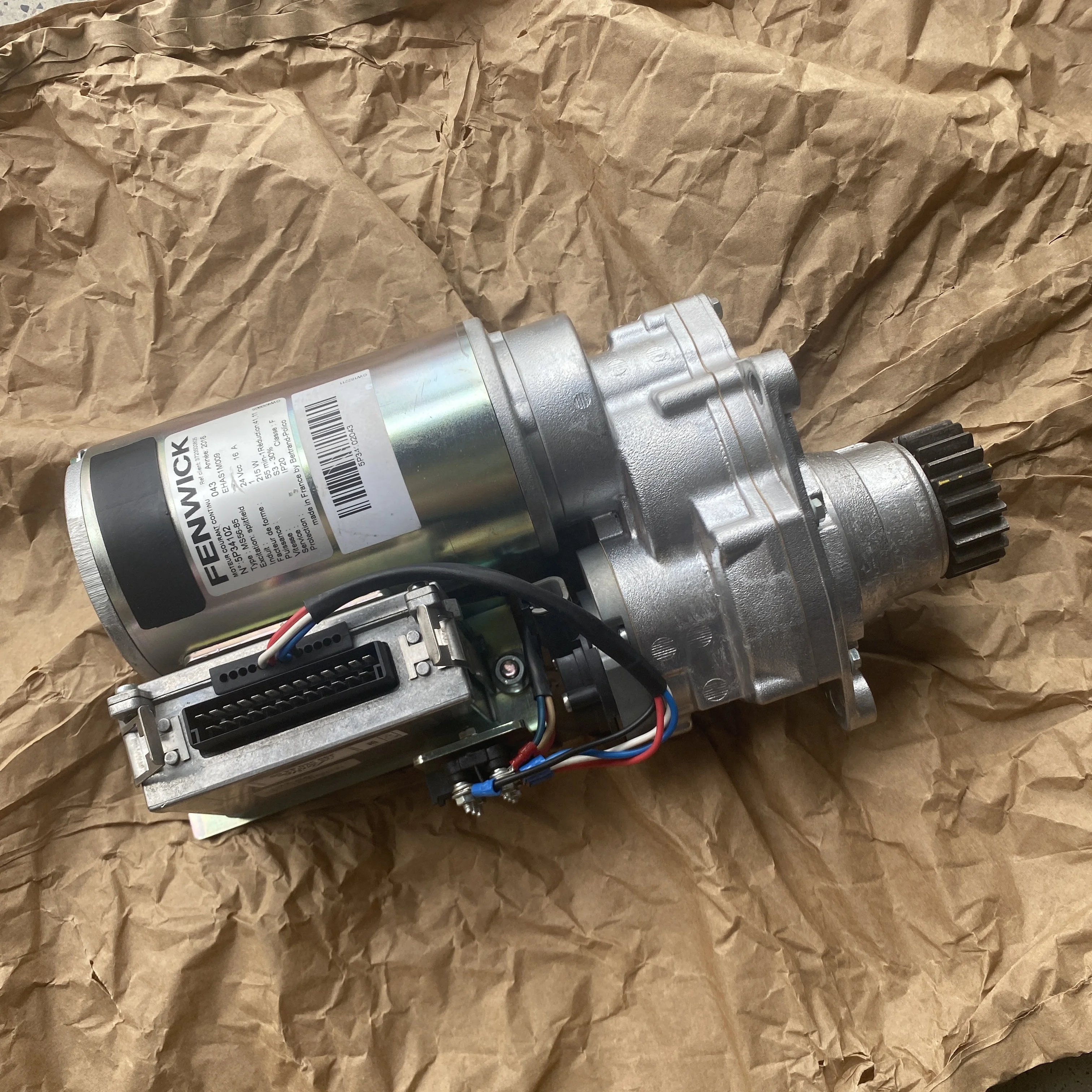 Linde Forklift Steering Motor Assembly 3723500805 Compatible with 1168 372 Series L14 L16 Models