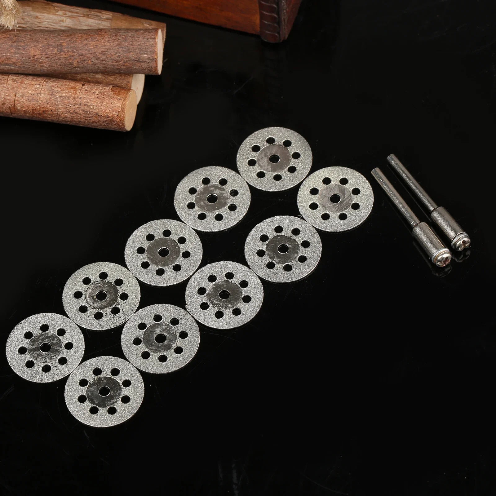 

10Pcs 22mm Carbon Steel Diamond Coated 8 Hole Cut Off Disc Grinding Wheels Sawblade Rotary Cutting Tool & 2Pcs 3mm Shank Mandrel