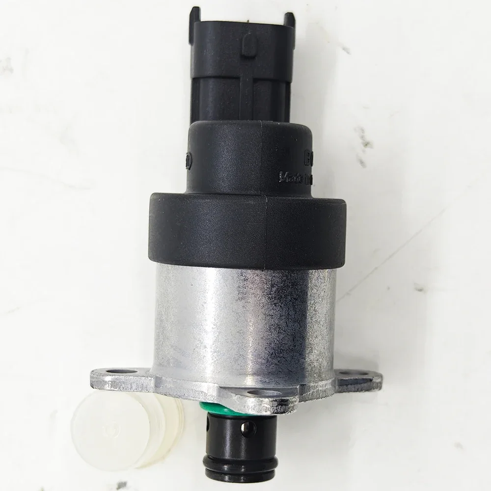 

In Stock 0928400644 0445020150 Fuel Pressure Regulators 0445020123 0445020122 For F-ord F-250 V-W Worker 5.9