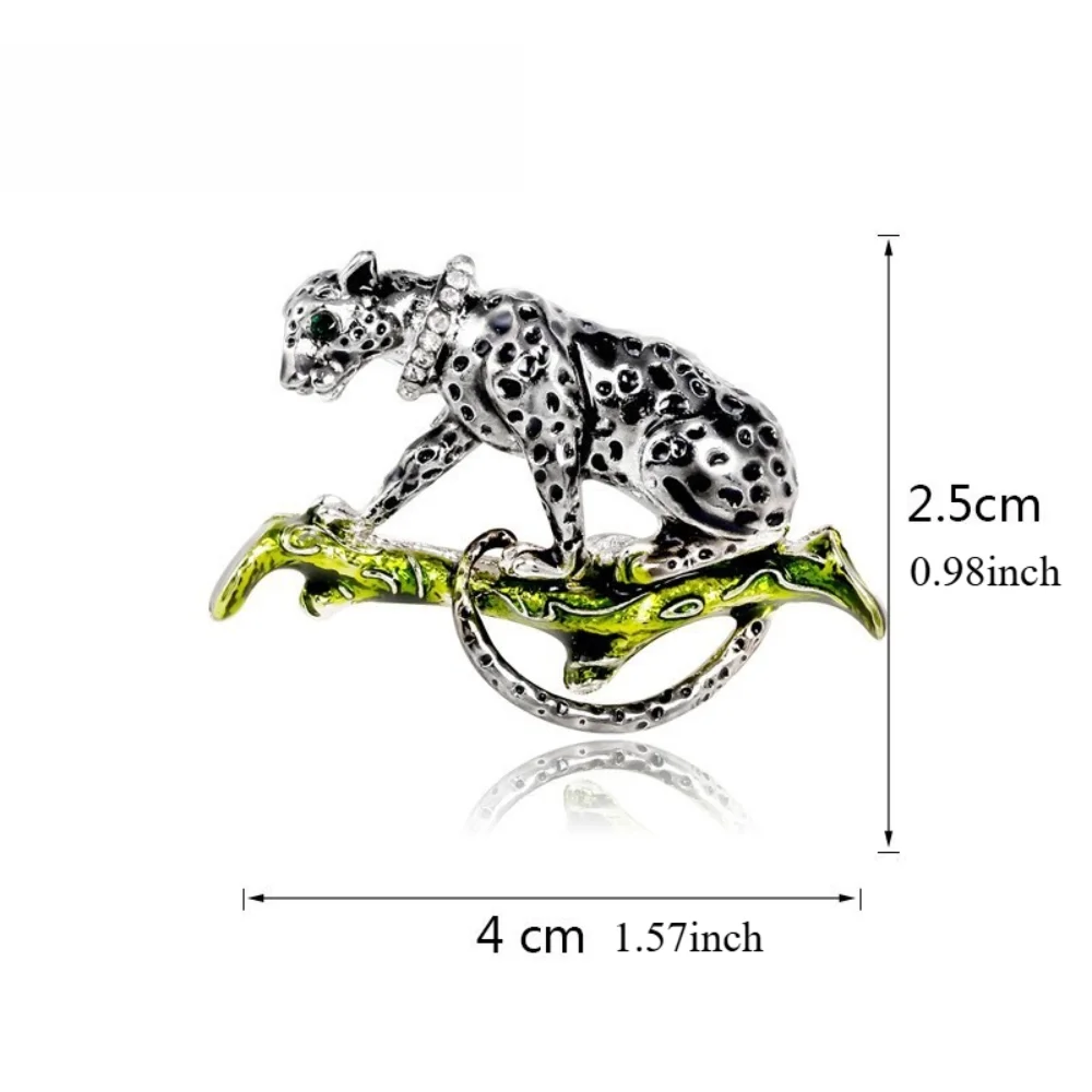 Vintage Leopard Brooch Alloy Drop Oil Climbing Tree Cheetah Pin Retro-style Corsage on Clothing