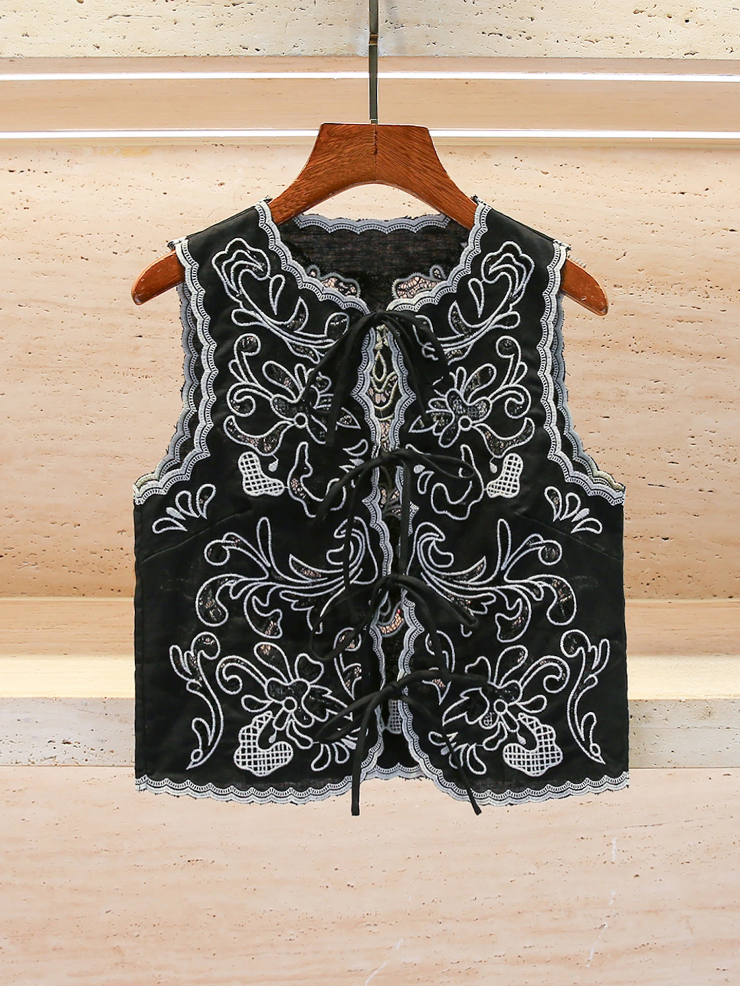 Ele Embroidered Hollow out Belted Vest Top Women's Faion Autumn Winter Heavy Work Ethnic Sle Svel