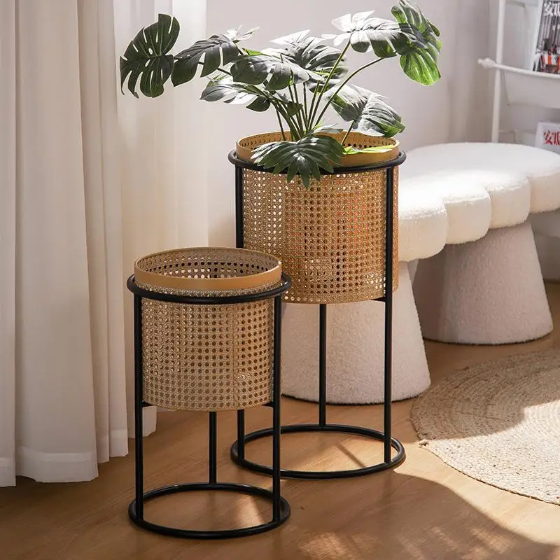 

Imitation rattan flower stand modern light luxury Japanese living room balcony indoor wrought iron floor mobile design green