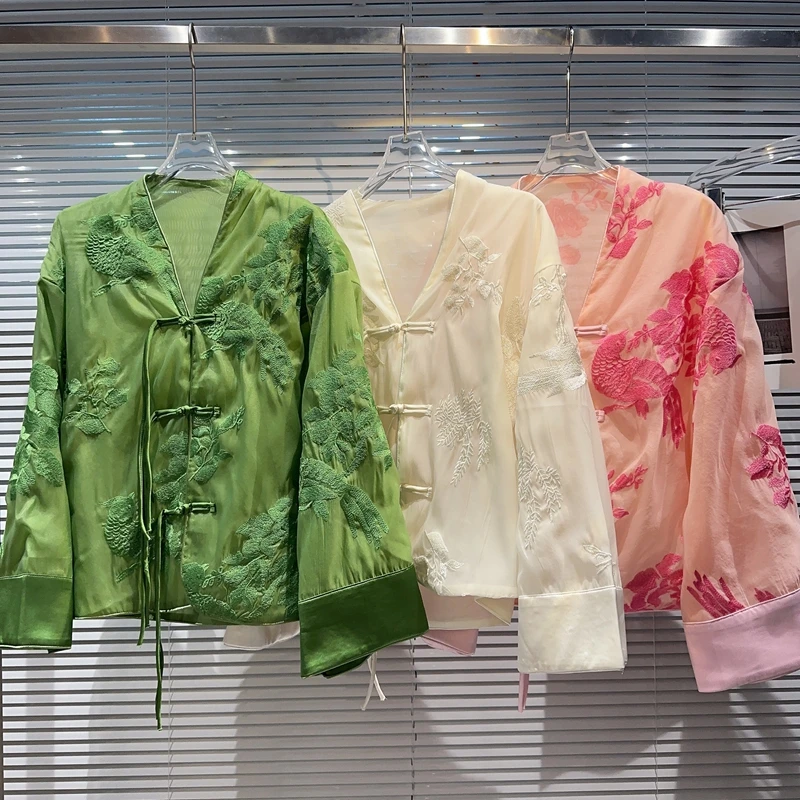 

Summer 2023 ort Outerwear European Organza Embroidered Flower Pattern Loose Fit V-Ne Long Sve Button-Up Casual Coat