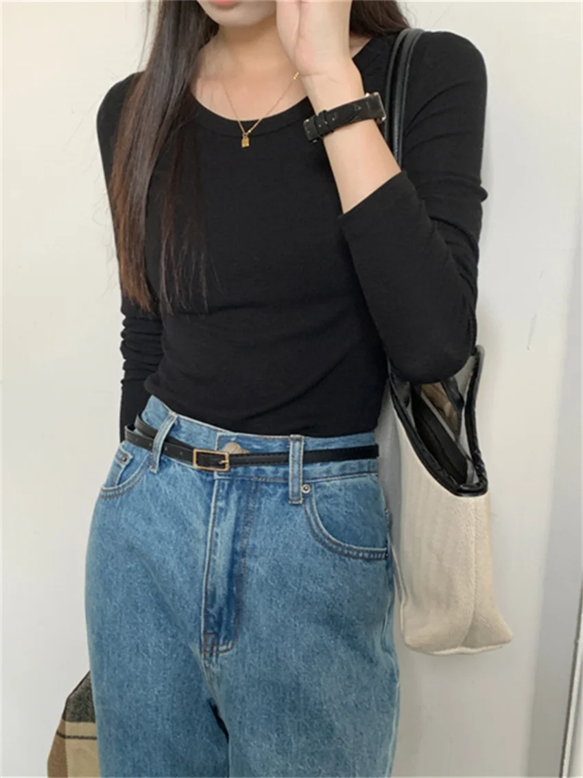 الغريبة كيتي سليم تيز المرأة الصلبة شيك قاع الخريف جديد 2024 عادية كم كامل الخريف اليومية كل مباراة موضة تي شيرت