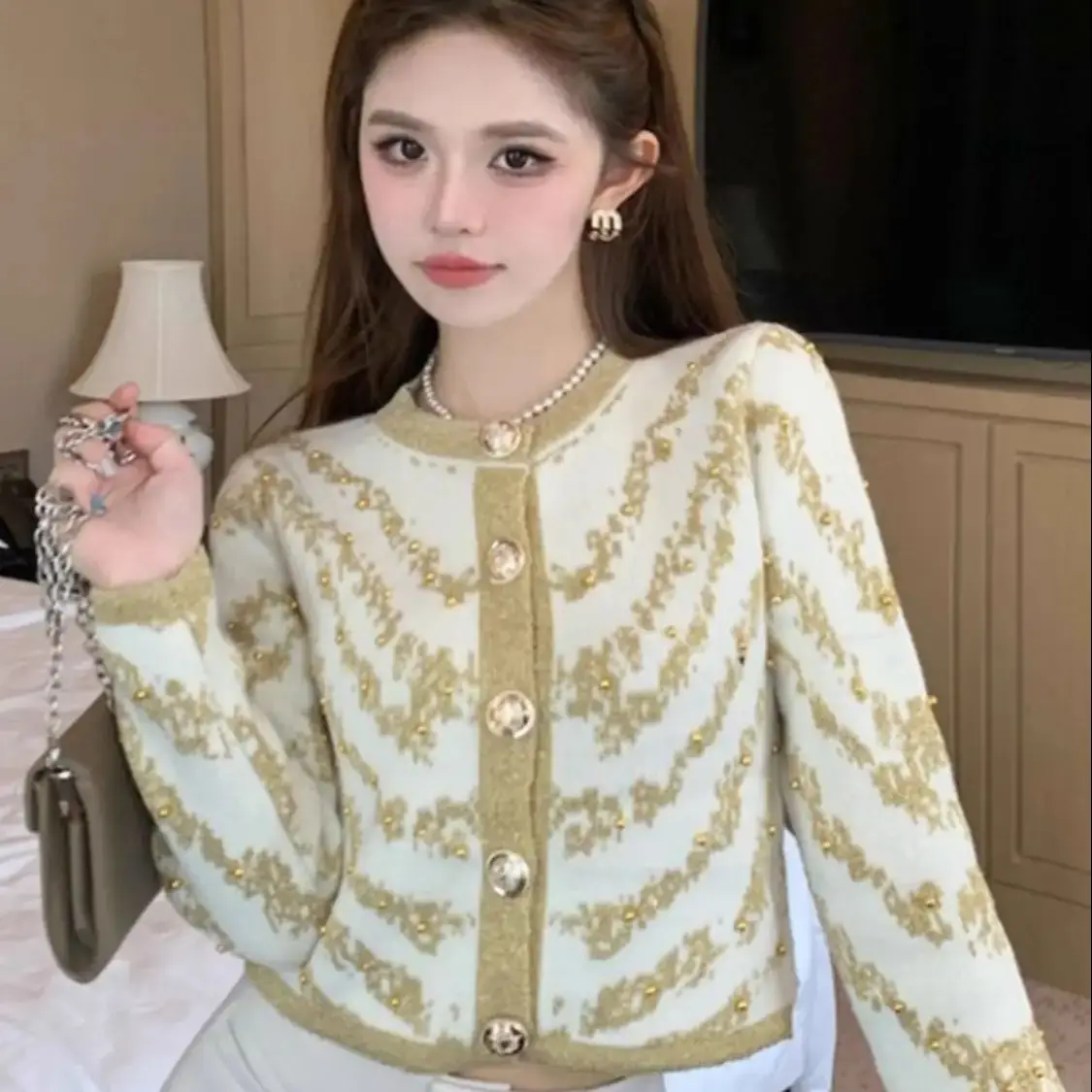 

Women Knitted Cardigan 2024 Autumn Fashion Beaded Sweater Women Knitted T-Shirt Short Sleeve Round Neck Fashion Chic Elegant