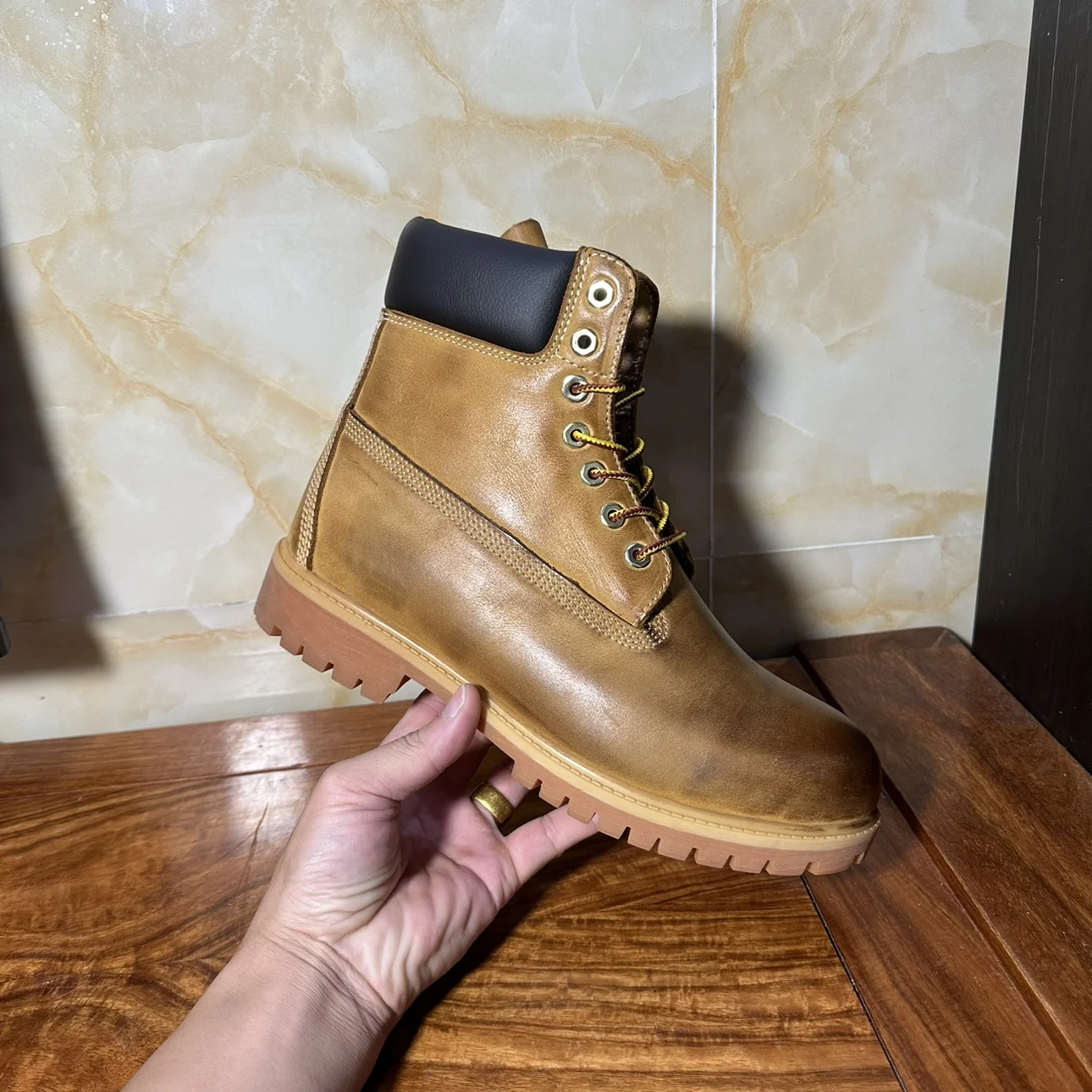 

New Winter Anti-Slip Durable Walking Shoes High-Quality Walking Sneakers Casual Athletic Shoes Very Good