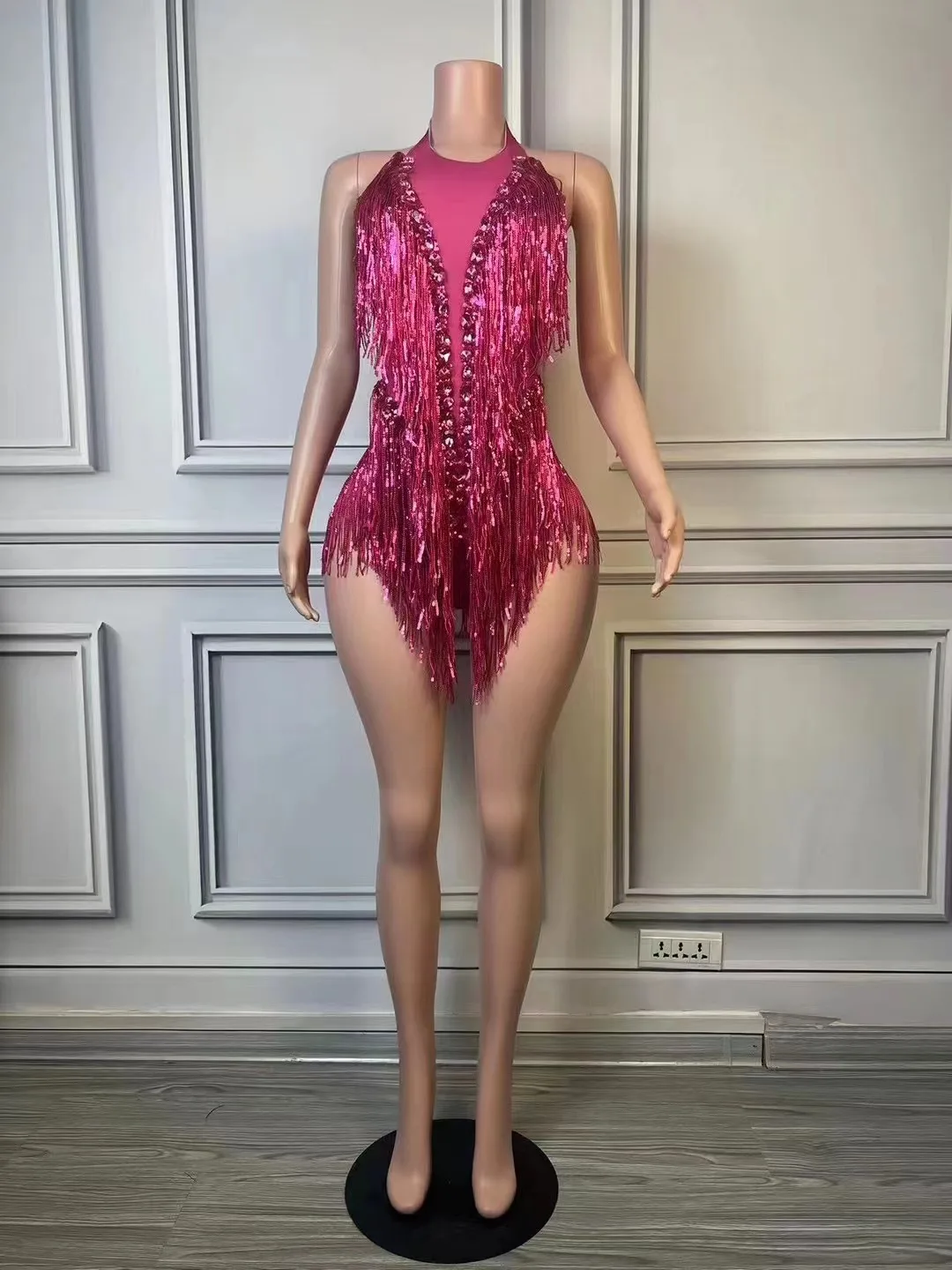 2024 Nieuwe Hot Style Glanzende Kwastje Latin Dans Rok Strakke Afslanken Temperament Sexy Ultra Korte Jumpsuit