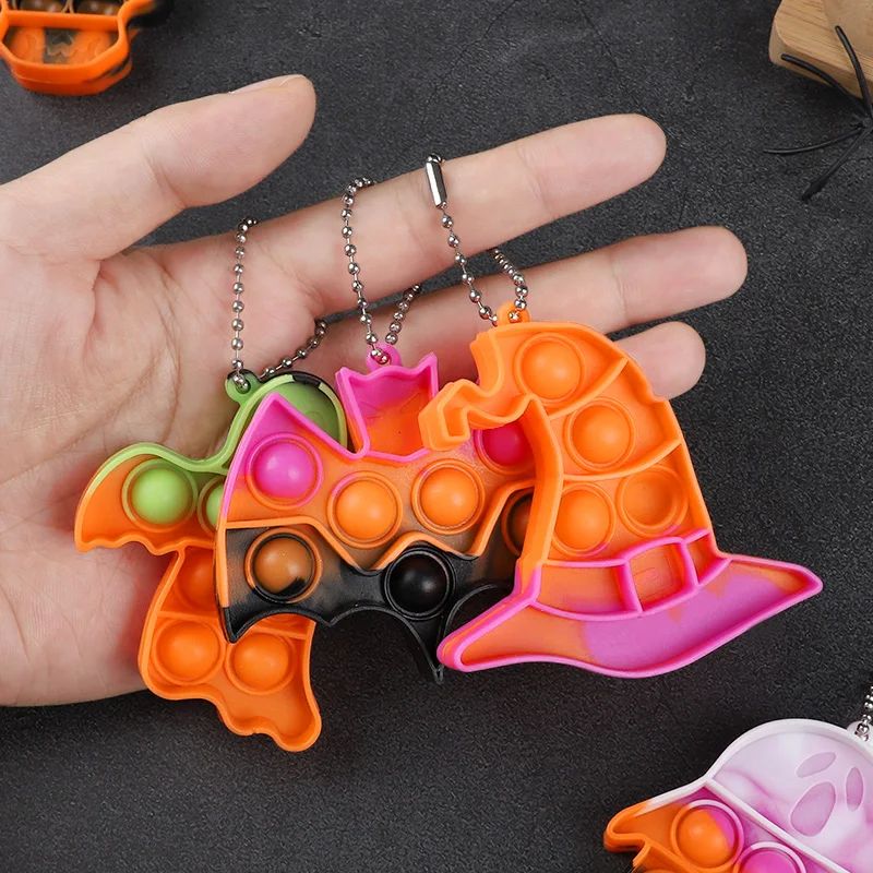 6/12 Stück Halloween Mini Pop Schlüsselanhänger Geist Kürbis Hexenhut Ornamente Halloween-Party Geschenktüten-Füller Süßes oder Saures Spielzeug – Detail 4