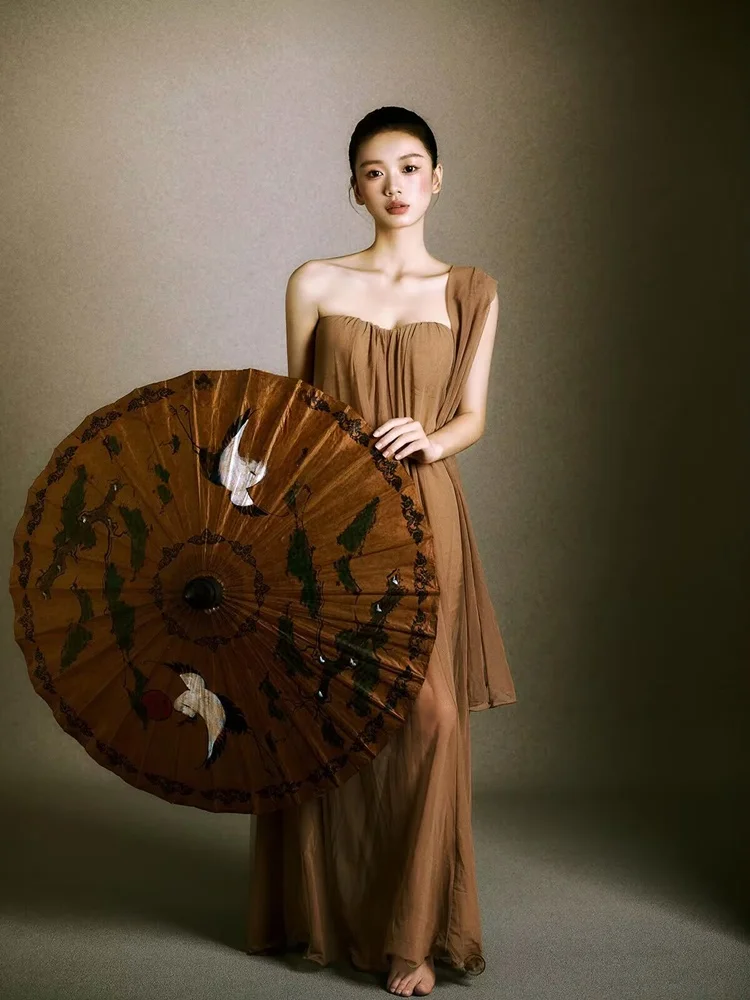 

New Chinese Style Portrait Dress Photography Art Photo Costume Elegant Atmosphere Studio Photography New Fashion Summer 2025