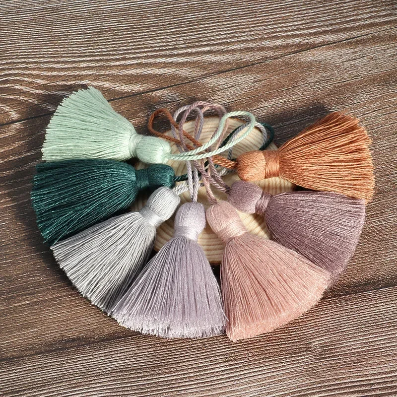 Beautiful Tassels 13.5cm Polyester Thread Pendant Tassels DIY Apparel Sewing Accessories Bag Key Chain Pendants