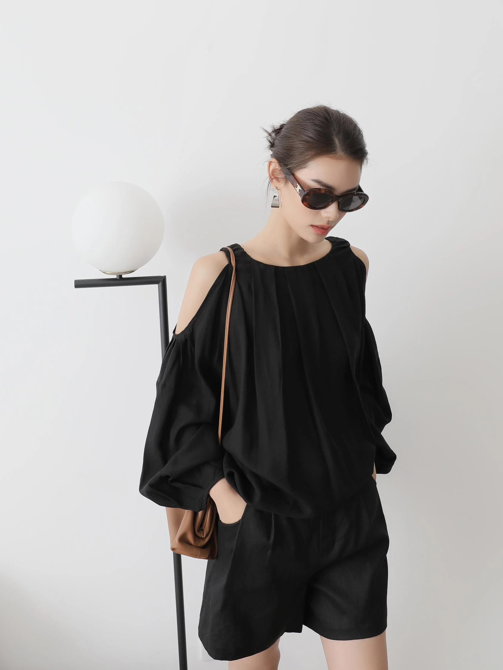 

3HLADY Silk Lantern Sleeve Sun Protection Shirt Hollow out Shoulder Design Fashionable Top Black White Summer 2023