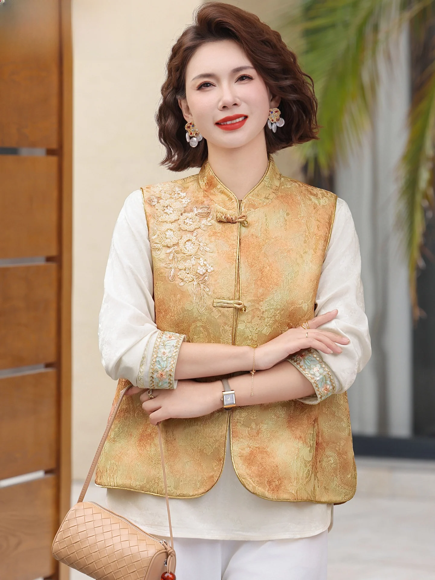

New Chinese Sle Vest Jaet Set for Middle-Aged Women Spring Faionable Outerwear Polyester Fiber Stand Fit Two-Piece Suit