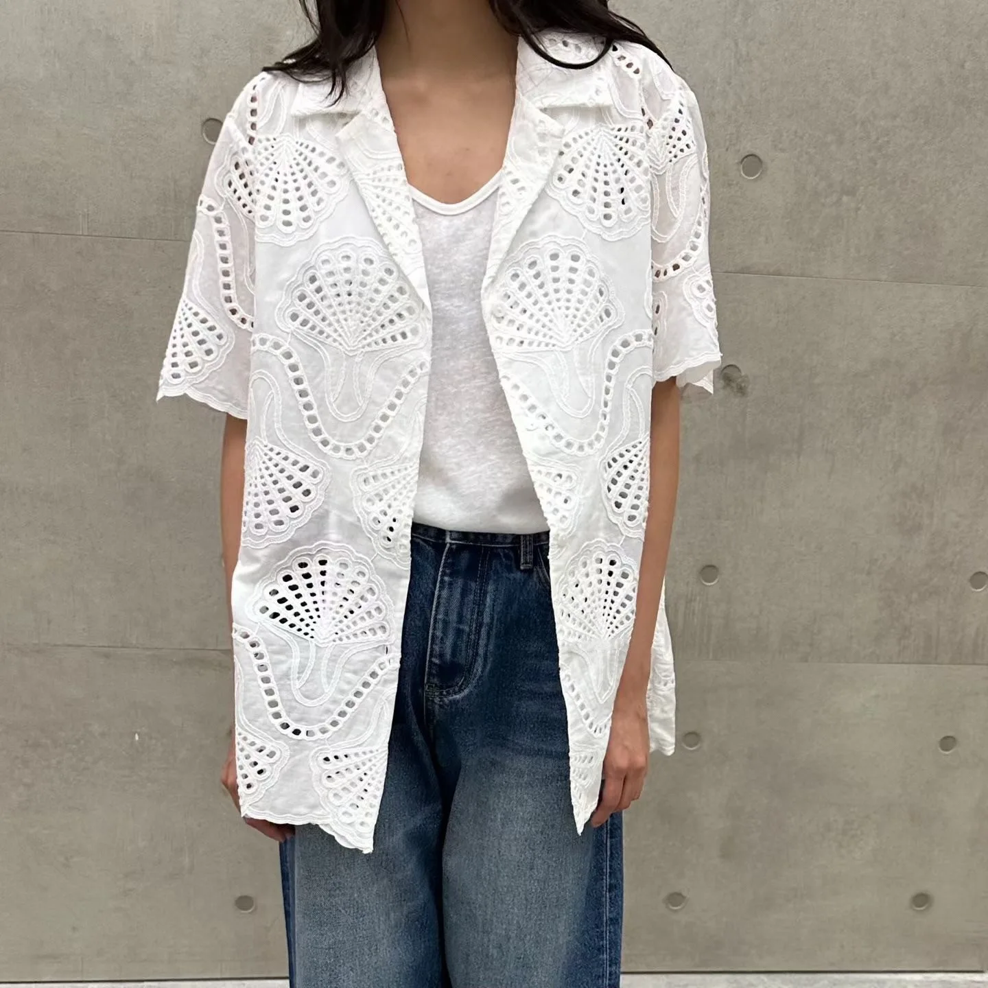 

Loose Hollow out Short Sleeve Shirt Women's Summer New Style Dongda Gate Commute Style Breathable Pure Color Button Closure
