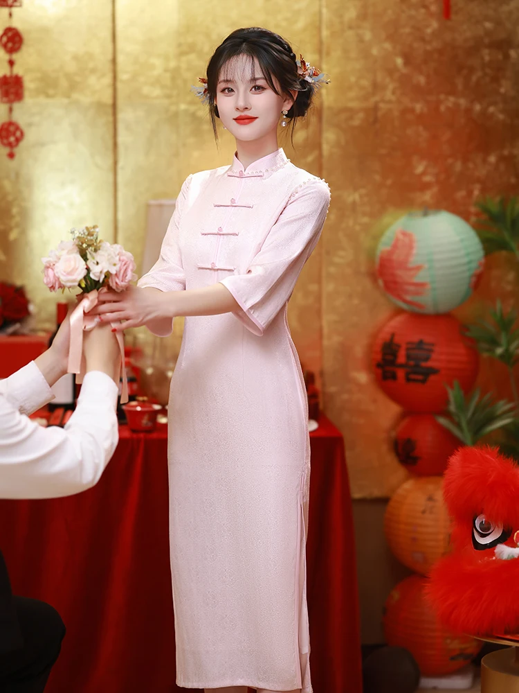 

Розовое улучшенное платье для молодых девушек на каждый день, новая китайская одежда 2026 года, винтажная длинная юбка-ципао для помолвки