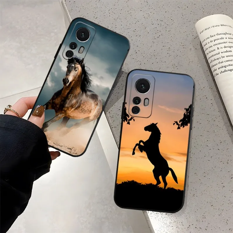 Animal Galloping Horse Phone Case For Xiaomi POCOF3 X3 GT M4Pro M3 X4Pro NFC 10Pro Redmi Note 11 11T 10 9 Pro Plus Cover