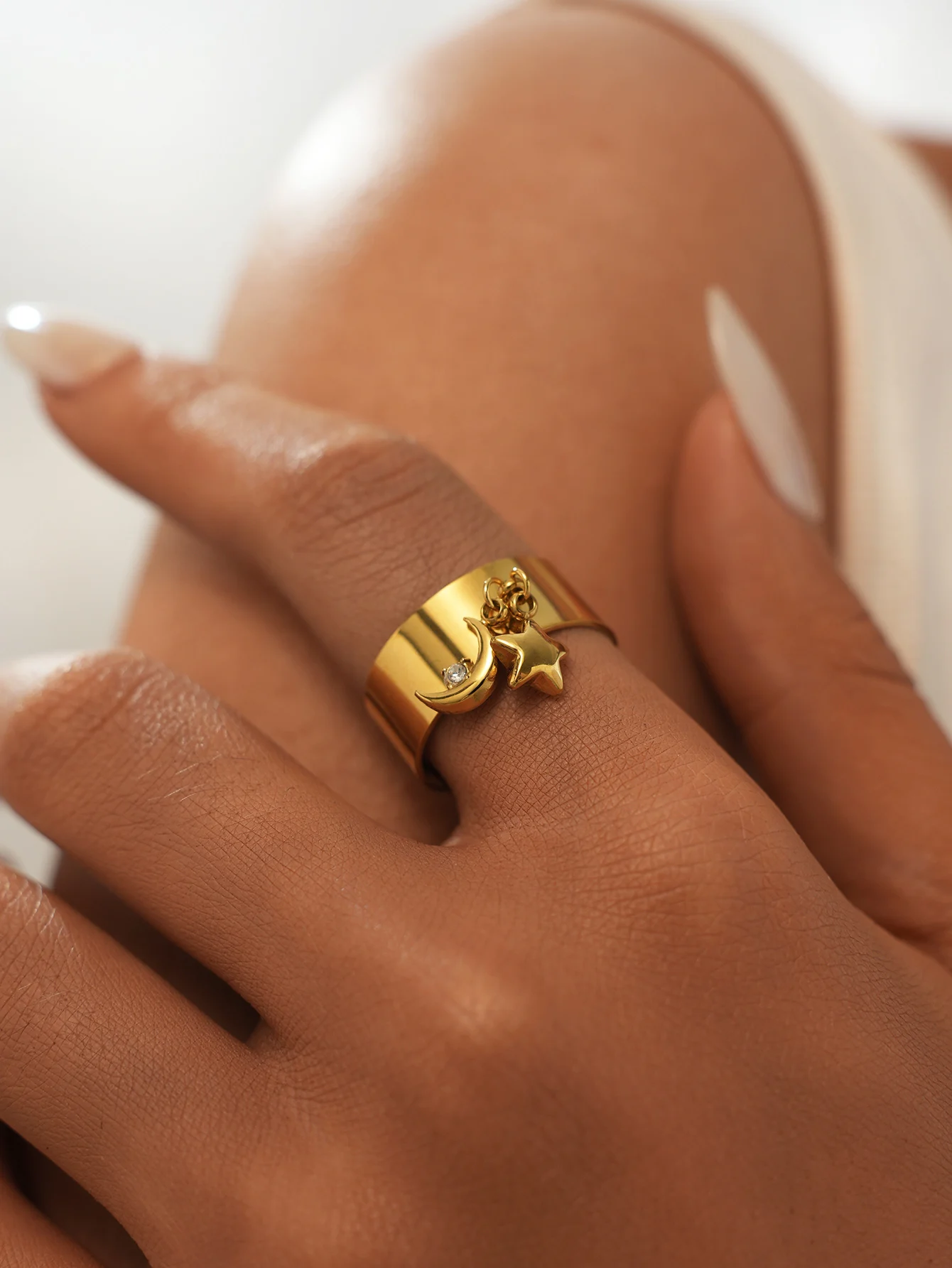 

Punk Chunky Stainless Steel Pendant Rings For Women Light Luxury Geometric Stars Feather Opening Rings Jewelry