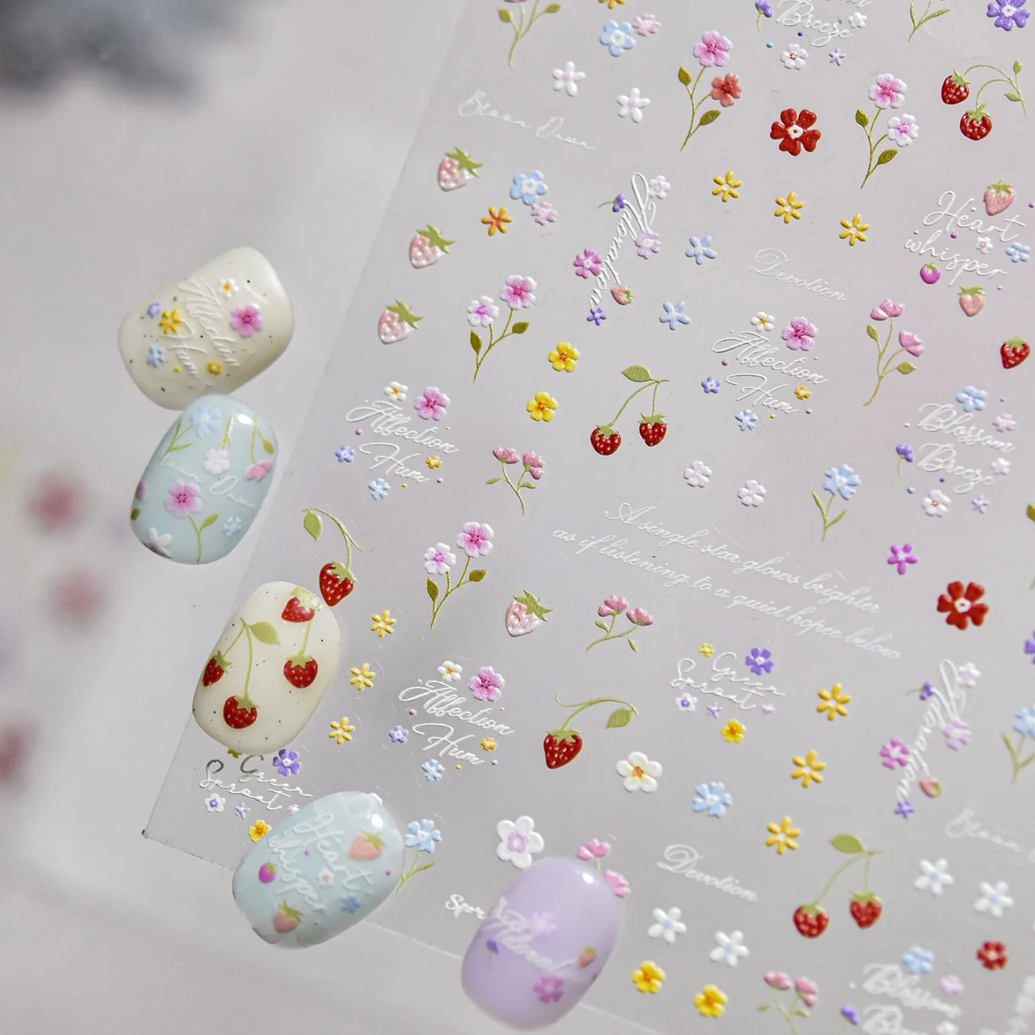 5D Kleine Blumen Erdbeere Kirsche Nagelkunst-Aufkleber Französischer Garten Beeren Blumen Wald Vintage Rustikaler Stil Geprägte Nagelsticker