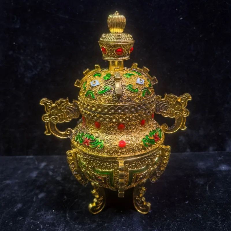 Collectible altar lamps, temple incense burners, decorative items, made of brass with high-temperature coloring process, gold-pl
