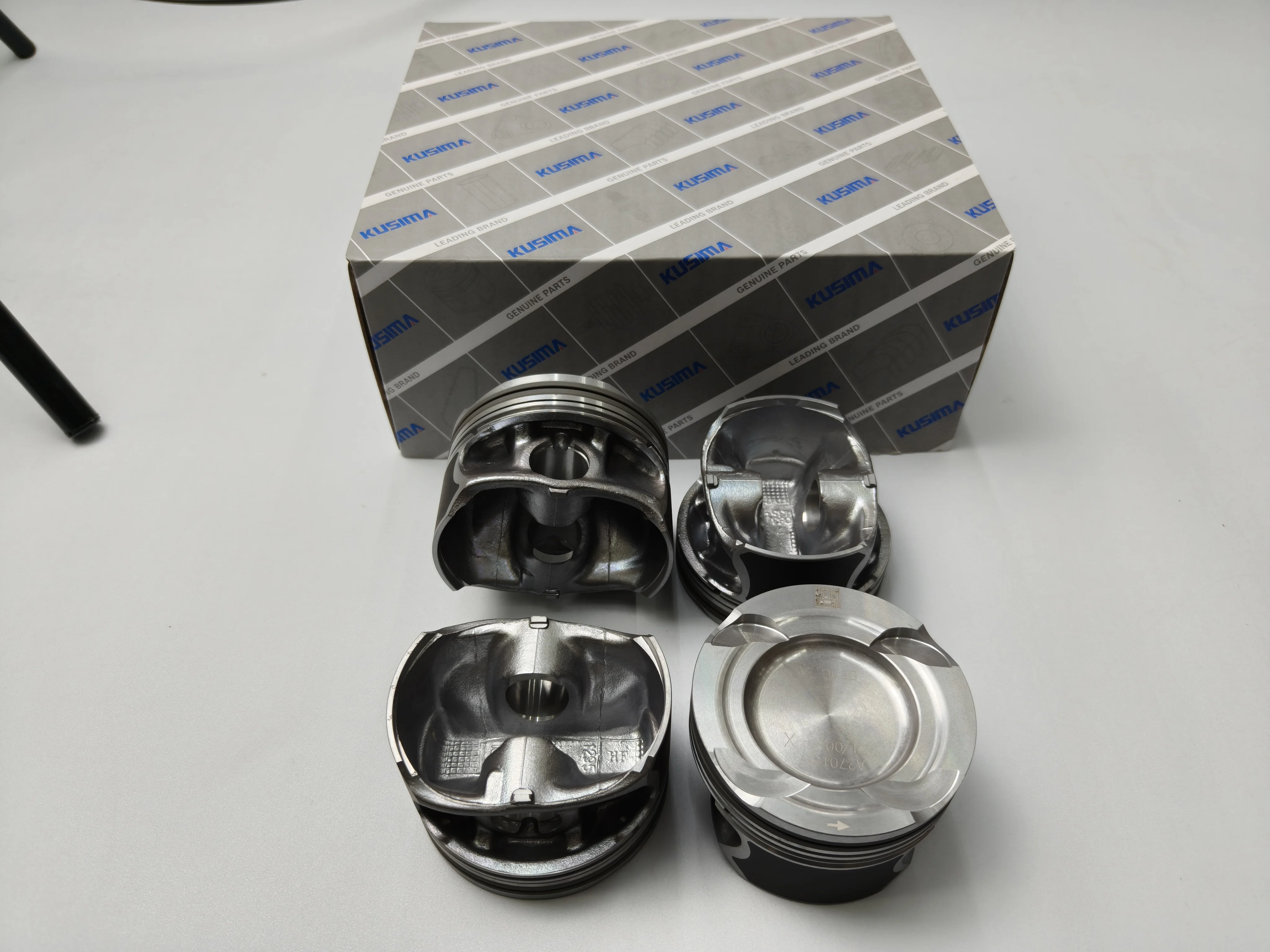 

Factory A2700301717 Auto Engine Piston with Ring Set 83MM for Mercedes Benz M270 1.6T 910 LOW POWER A2700300317