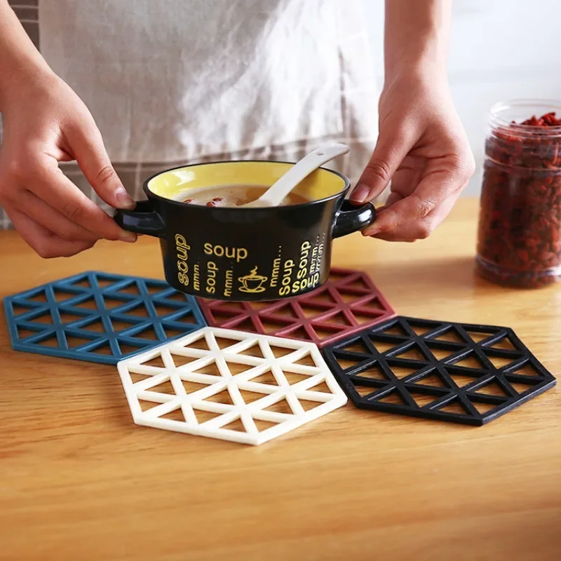 Heat Resistant Silicone Mat Coaster Food Grade Material Placemat Non-slip Table Hexagon Cup Mat Household Accessories Gadgets