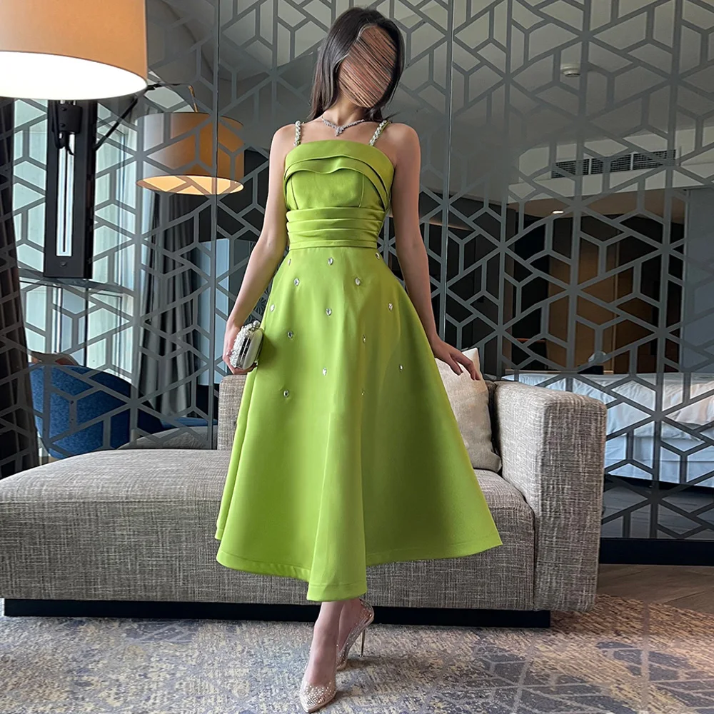 Sexy Apple Green Cocktail Dress Spaghetti Straps Crystals Pleat A Line Satin Prom Gown Tea Length Satin Short Party Dresses