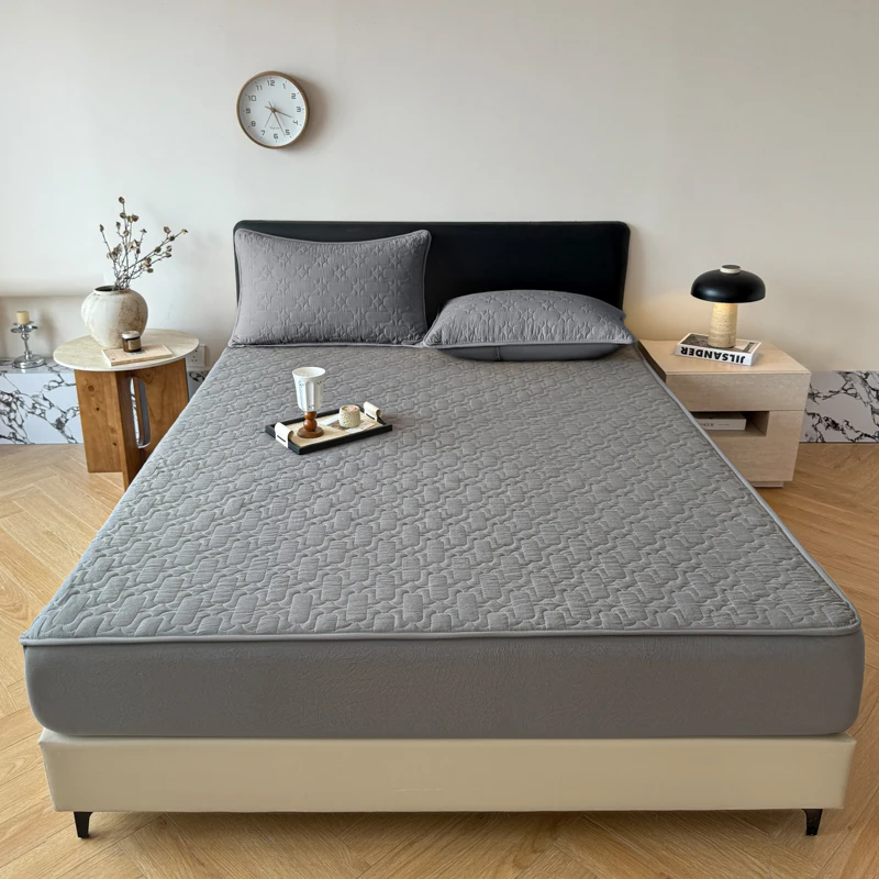 1pc Waterproof Mattress Cover Quilted Solid Color Bed Cover Non-slip roupa de cama Queen/King Size Mattress Cover 180x200cm