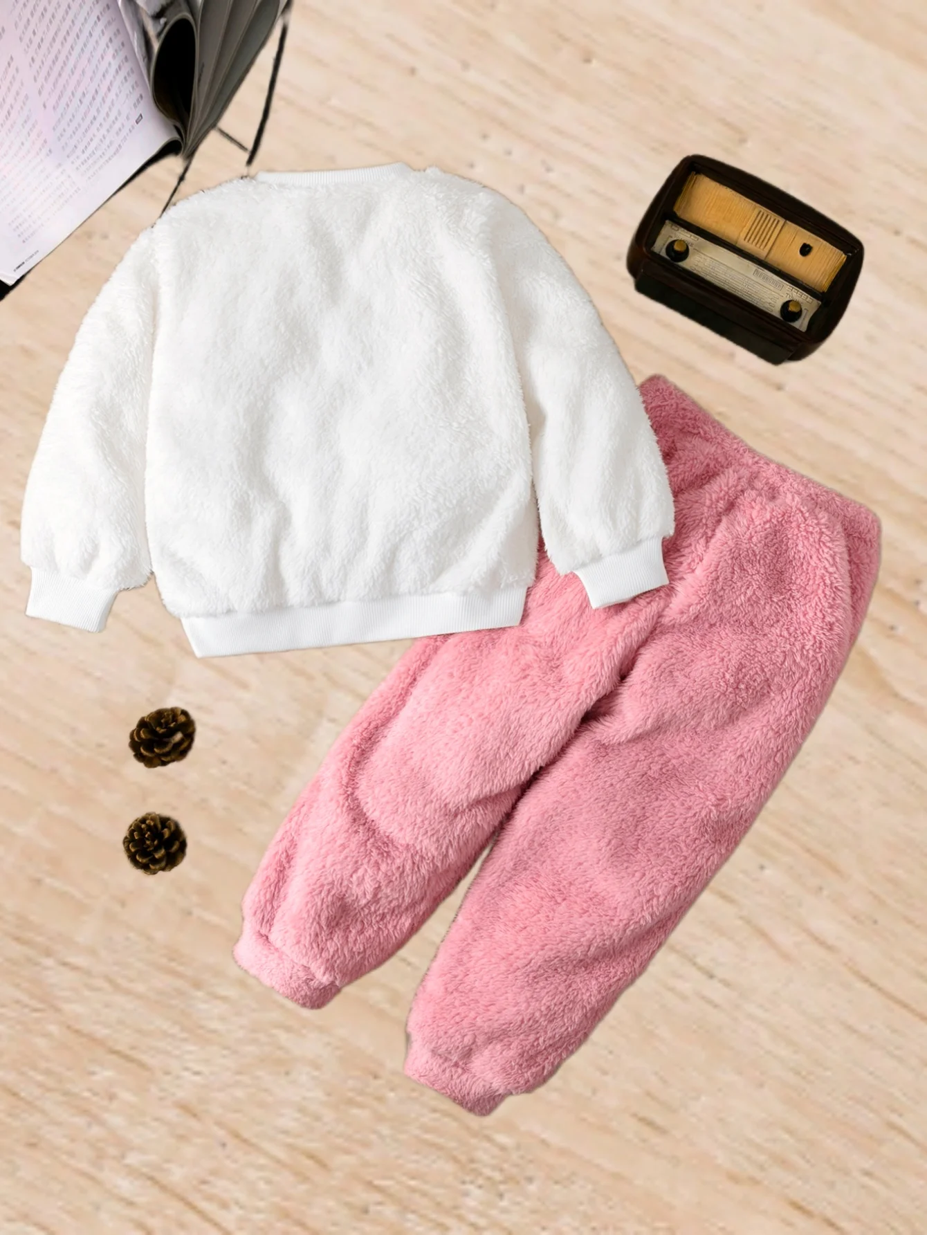 Sweet and cute two-piece children's girls Winter Lamb wool round neck deer embroidered thermal top Pink bunched feet pantsuit