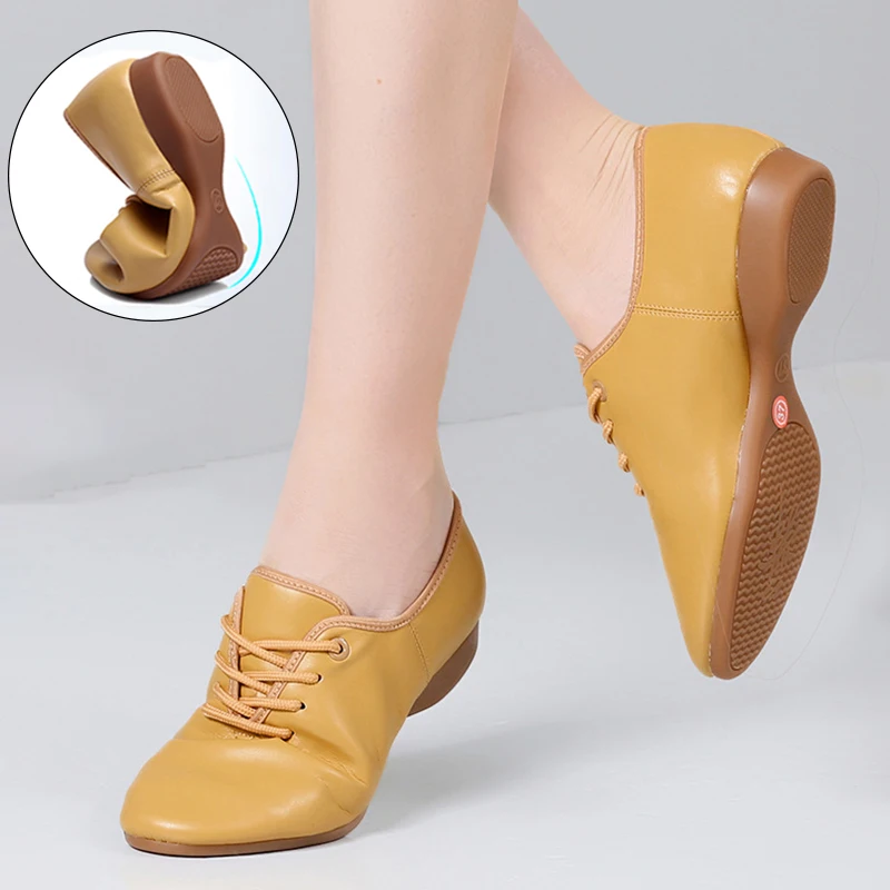 Chaussures de danse en cuir pour femmes, semelle souple, talon bas, chaussures d'entraînement latine, ballet, jazz, salle de Rh, baskets pour filles, phtaline, nouveau